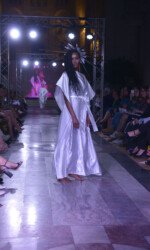 Saraden Designs Belfast Fashion Week SS19 - Model Thandi - Photo credit Trazanne Saraden Designs Belfast Fashion Week SS19