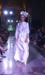 Saraden Designs Belfast Fashion Week SS19 - Model Sophie - Photo credit Trazanne Saraden Designs Belfast Fashion Week SS19