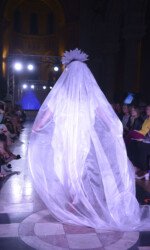 Saraden Designs Belfast Fashion Week SS19 - Model Rebecca Mcguire- Photo credit Trazanne Saraden Designs Belfast Fashion Week SS19