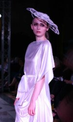 Saraden Designs Belfast Fashion Week SS19 - Model Philippa - Photo credit Paul Ormonde Saraden Designs Belfast Fashion Week SS19