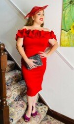 DUBAI DUTY FREE IRISH DERBY VIRTUAL LADIES DAY Sarah O' Rourke wearing Saraden Designs Millinery - Irish Milliner - Award Winning Milliner - Ladies Day - Racing Style DUBAI DUTY FREE IRISH DERBY VIRTUAL LADIES DAY Sarah O' Rourke wearing Saraden Designs Millinery - Irish Milliner - Award Winning Milliner - Ladies Day - Racing Style